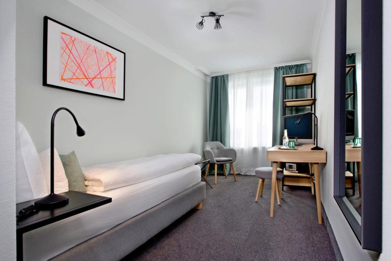 Hotel Rotkreuzplatz Мюнхен Екстериор снимка